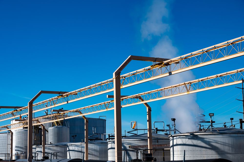 Production process tanks in operation